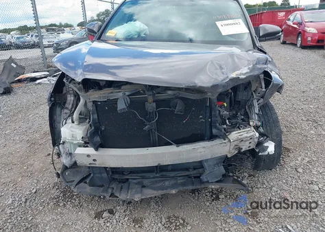 2016 Toyota Highlander Xle V6 z USA, uszkodzony, nr VIN 5TDJKRFH8GS280919